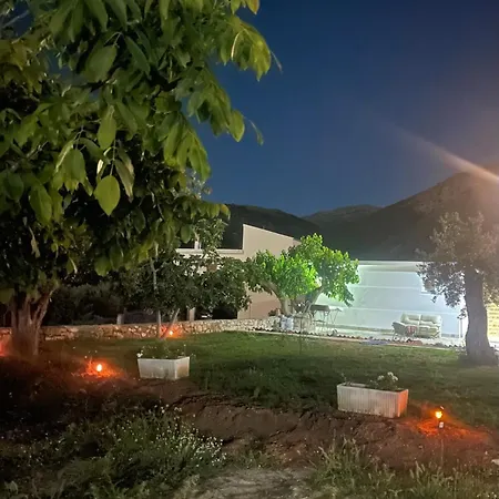 Pensjonat Ambelas Guest 6 *
